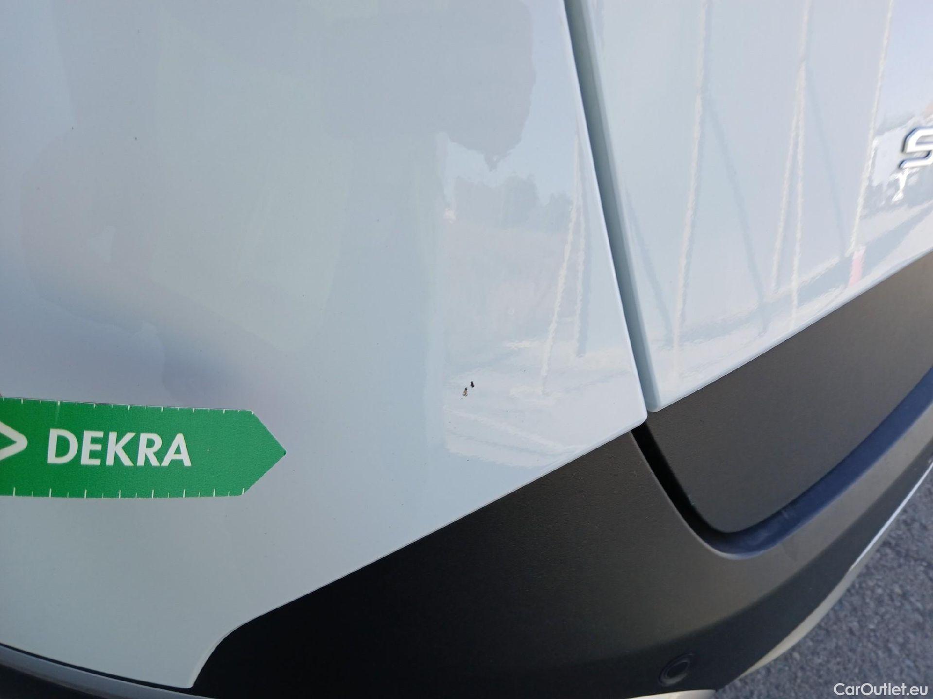  KIA  Sportage KIA  / 2022 / 5P / todoterreno 1.6 T-GDi MHEV 110kW (150CV) Drive 4x2 #18