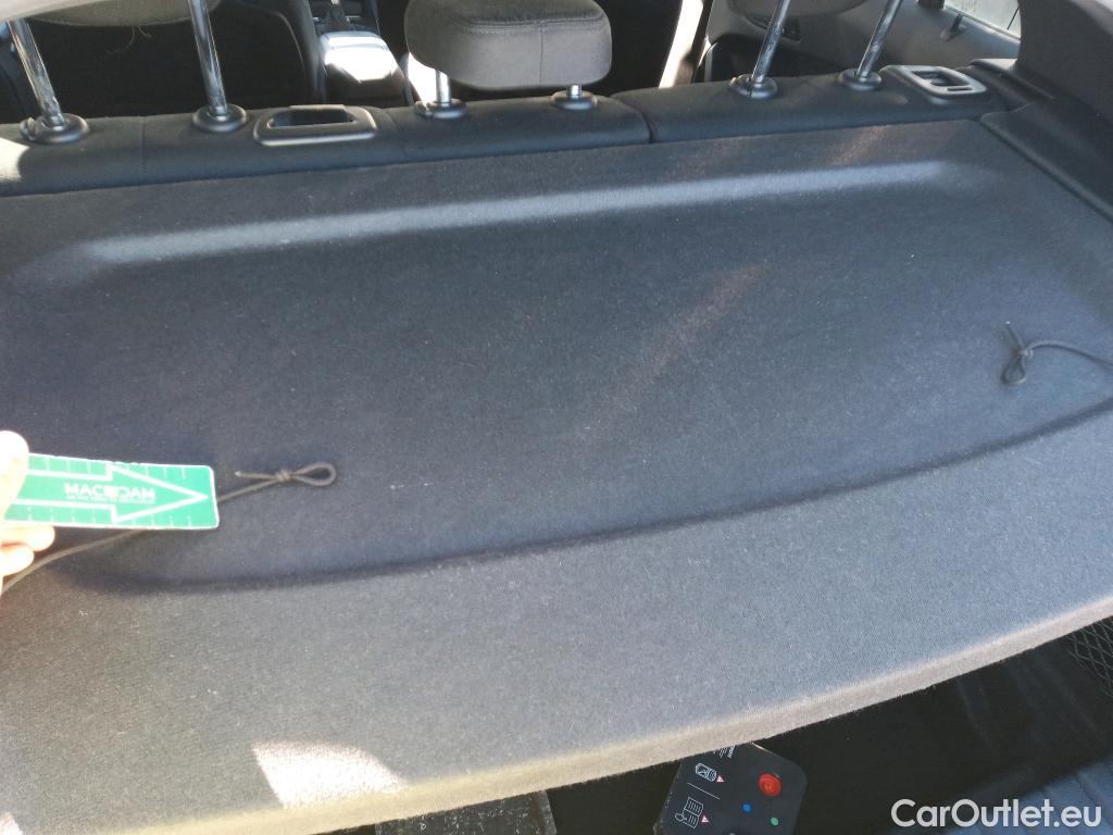  Bmw  Serie 1 BMW  / 2019 / 5P / berlina con portón 118i #2