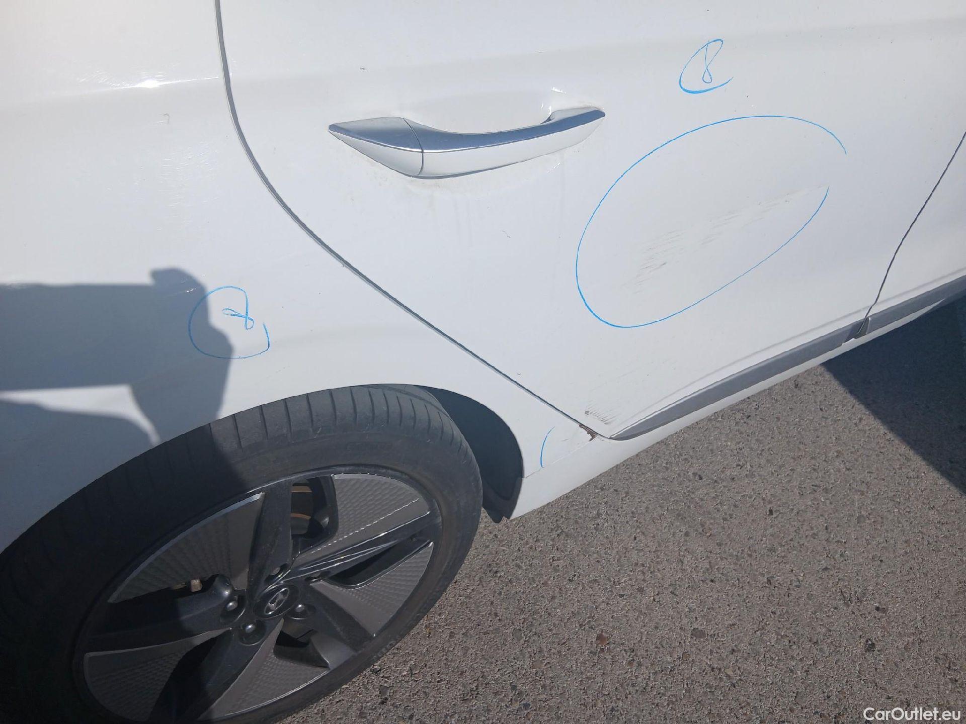  Hyundai   Ioniq HYUNDAI / 2019 / 5P / berlina con portón 1.6 GDI HEV Tecno DCT #27