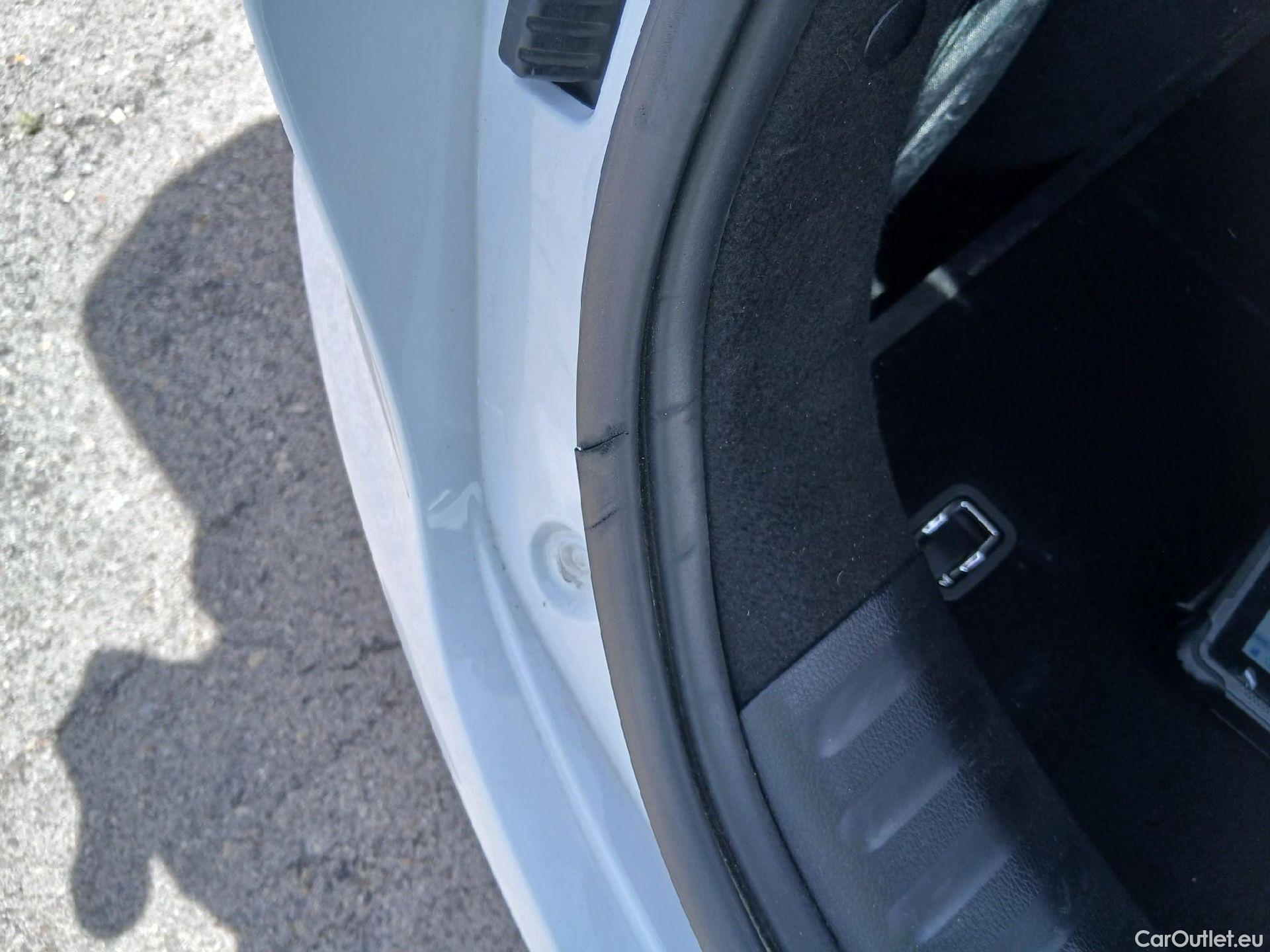  KIA  XCeed KIA  / 2019 / 5P / todoterreno 1.6 MHEV iMT Tech 100kW (136CV) #29