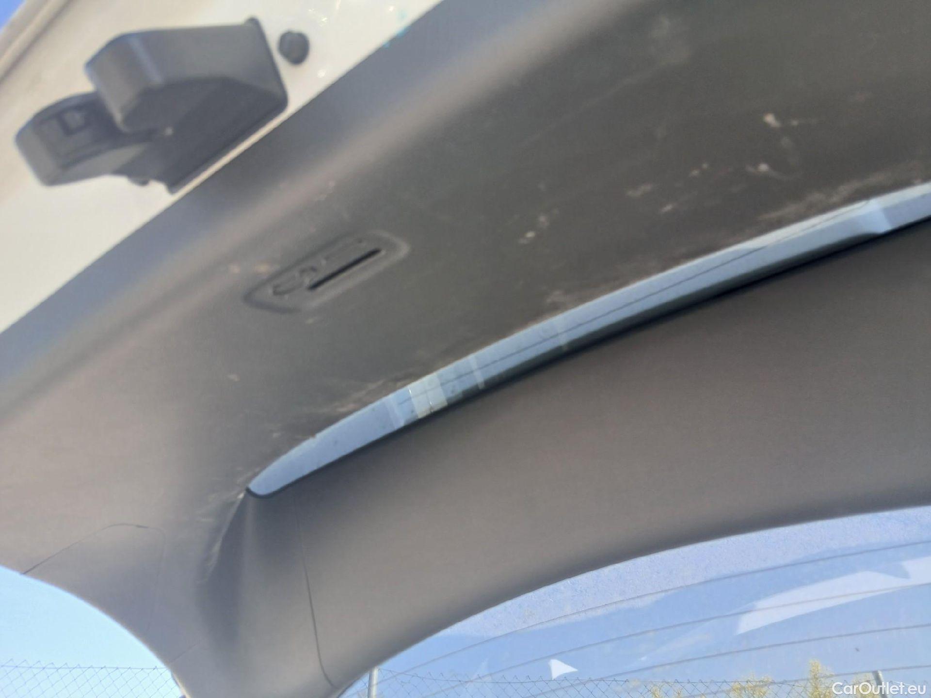  Hyundai   Ioniq HYUNDAI / 2019 / 5P / berlina con portón 1.6 GDI HEV Tecno DCT #7