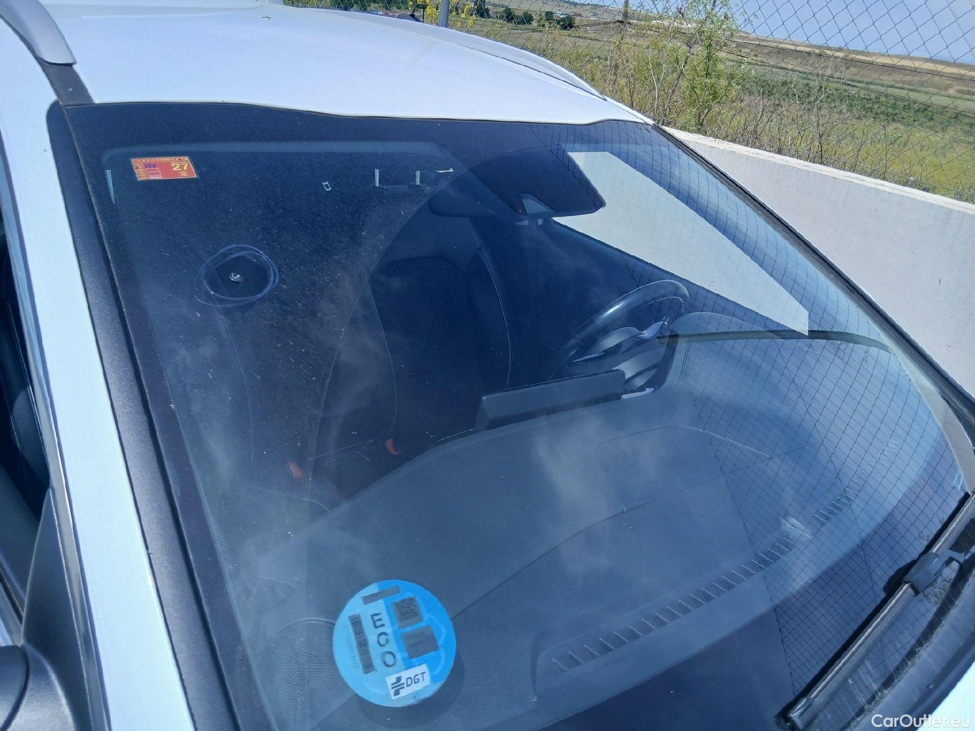 KIA  XCeed KIA  / 2019 / 5P / todoterreno 1.6 MHEV iMT Tech 100kW (136CV) #3