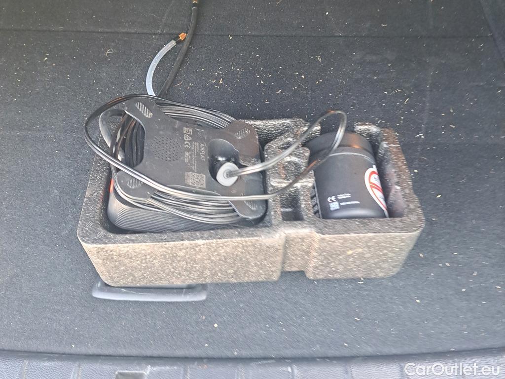  Bmw  X1 BMW  sDrive18i (CX2) #6