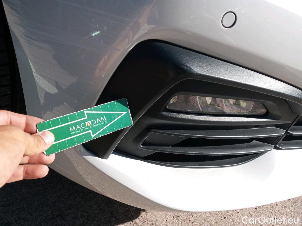  Bmw  Serie 1 BMW  / 2019 / 5P / berlina con portón 118i #24