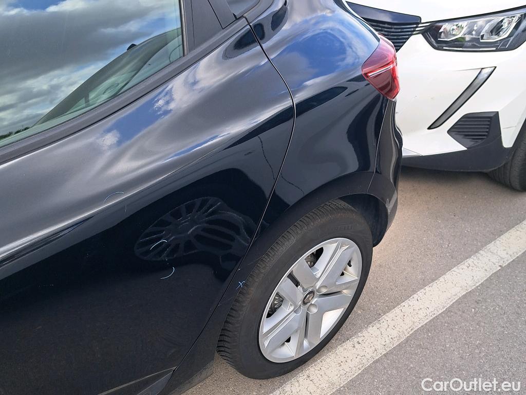  Renault  Clio RENAULT  / 2019 / 5P / berlina con portón Intens TCe 67 kW (91CV) #21