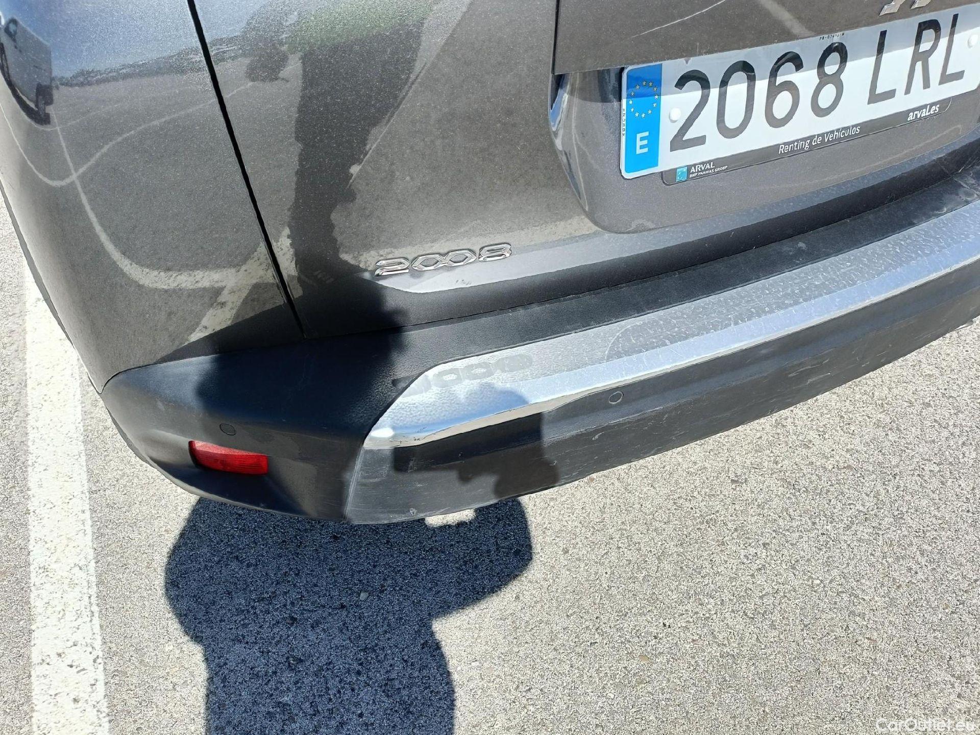  Peugeot  2008 PEUGEOT  / 2019 / 5P / todoterreno Active BlueHDI 81kW (110CV) #27