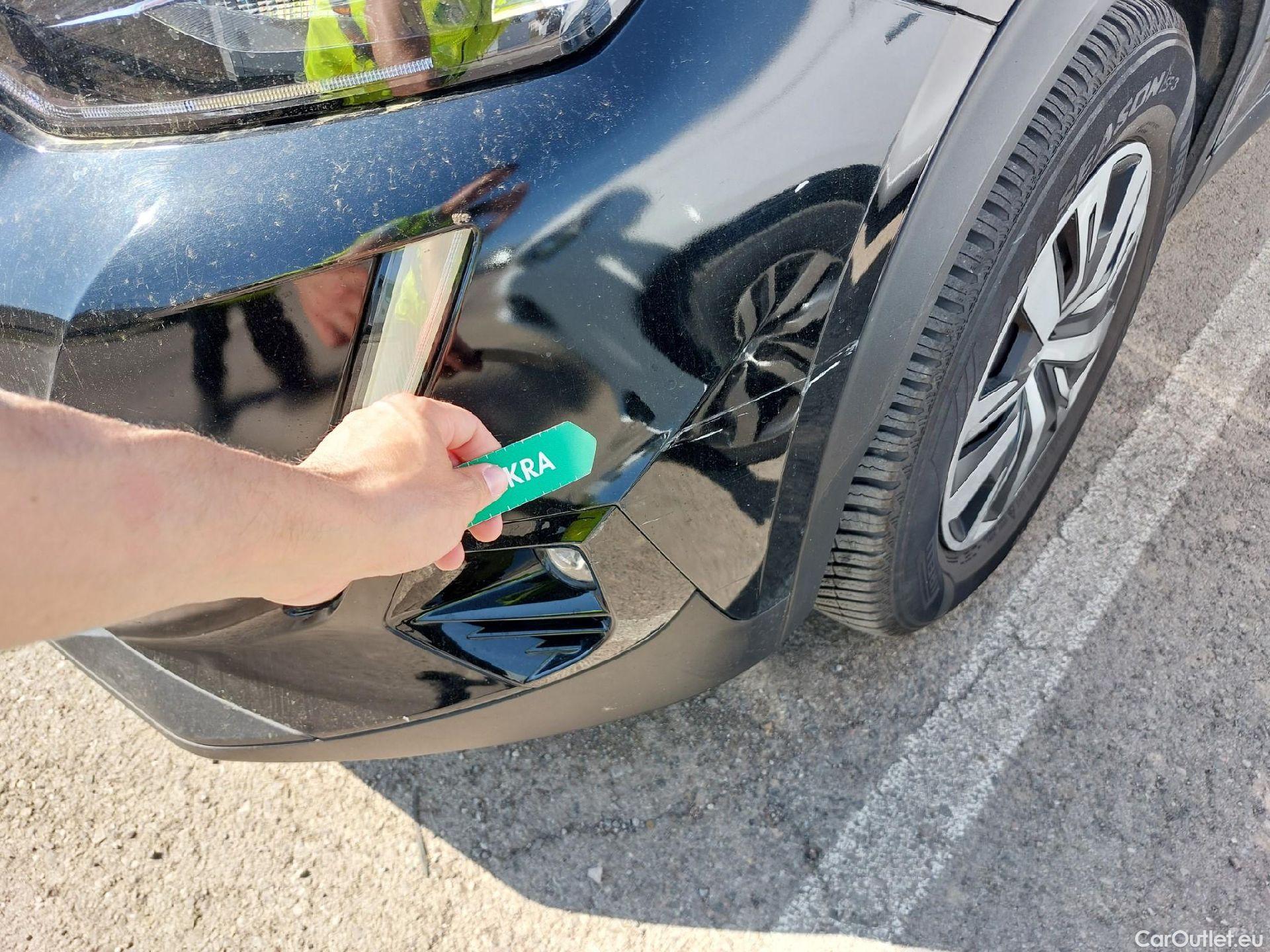  Peugeot  2008 PEUGEOT  / 2019 / 5P / todoterreno Active BlueHDI 81kW (110CV) #2