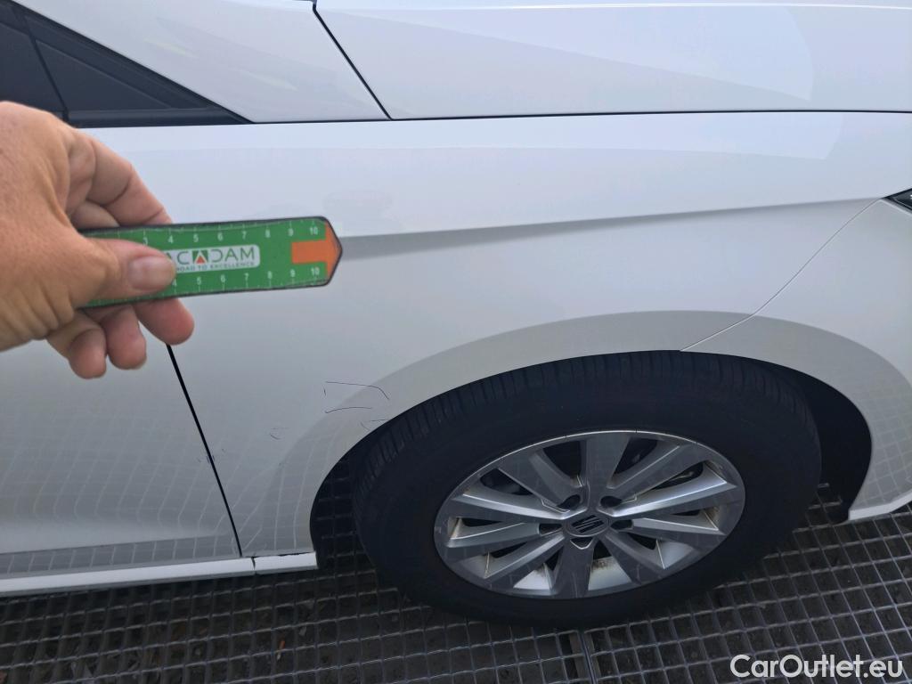  Seat  Ibiza SEAT  / 2017 / 5P / berlina con portón 1.0 TSI 81kW (110CV) Style Plus (AC2) #6