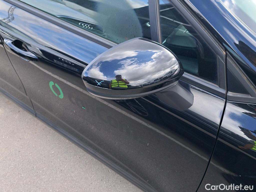  Renault  Clio RENAULT  / 2019 / 5P / berlina con portón Intens TCe 67 kW (91CV) #39