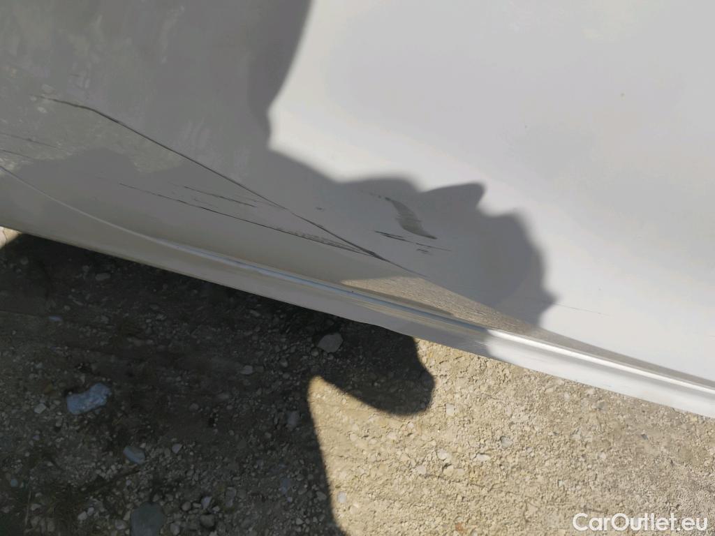  Opel  Corsa OPEL  / 2019 / 5P / berlina con portón 1.2T XHL 74kW (100CV) Edition (AC2) #8