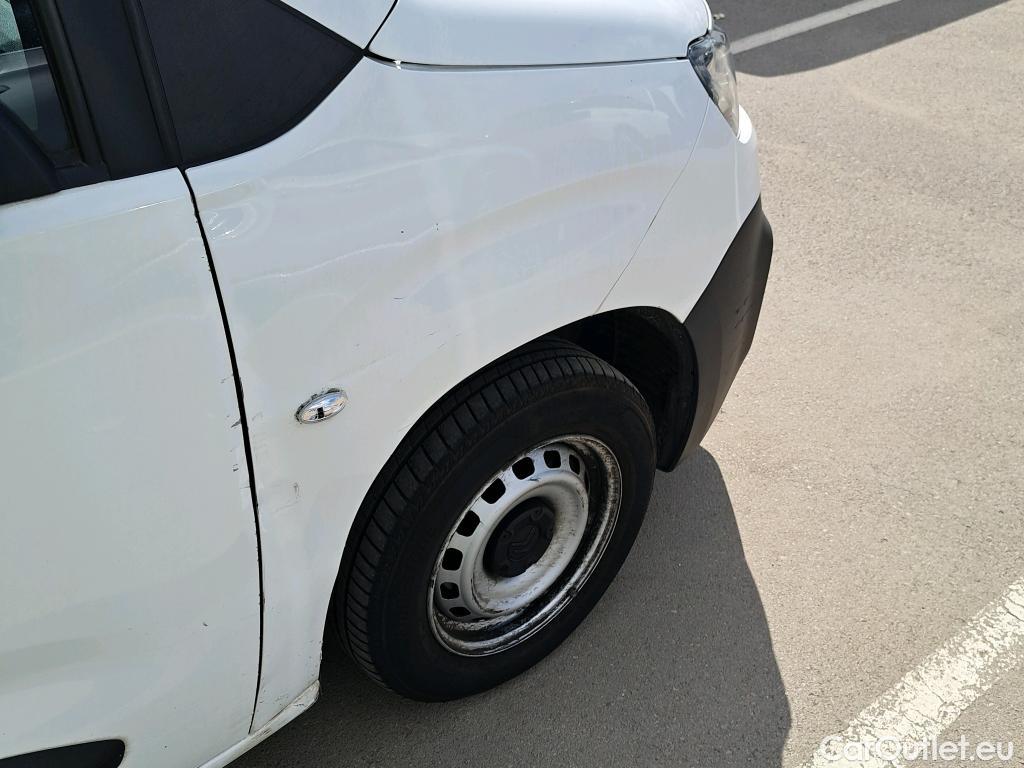  Citroen  Berlingo CITROEN  / 3P / Talla M BlueHDi 100 CV CONTROL  #9