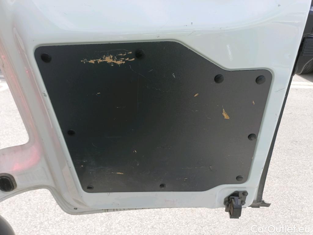  Citroen  Jumpy CITROEN  / 4P /  Talla M BlueHDi 120 CV Control #33
