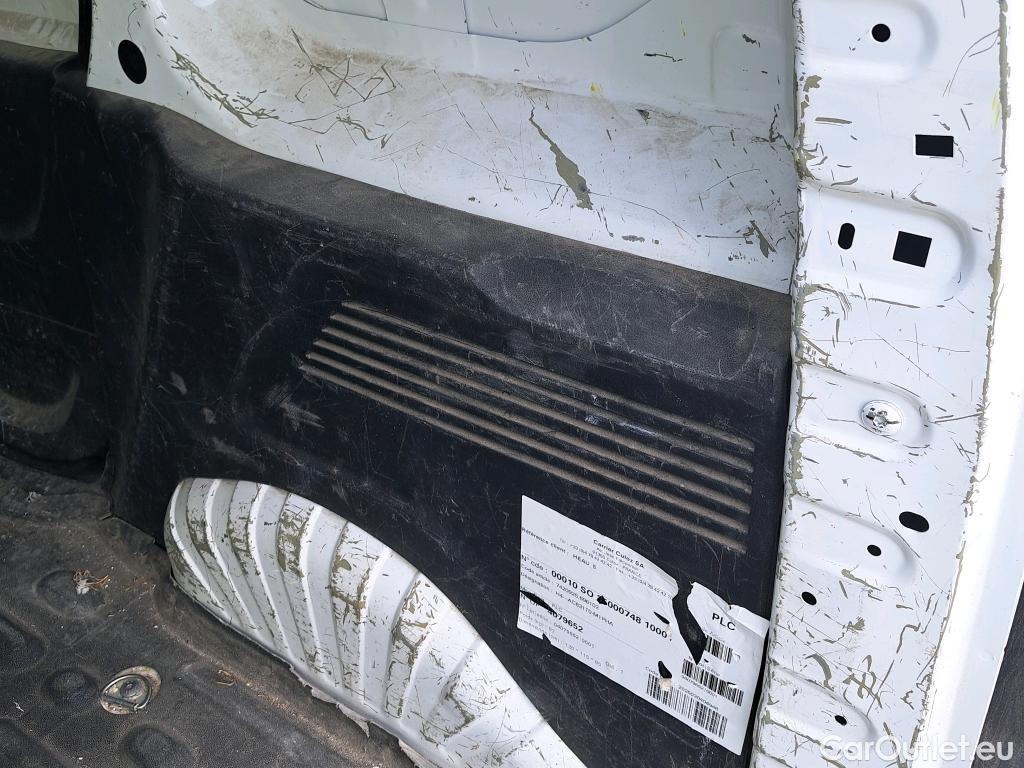  Citroen  Berlingo CITROEN  / 3P / Talla M BlueHDi 100 CV CONTROL  #32