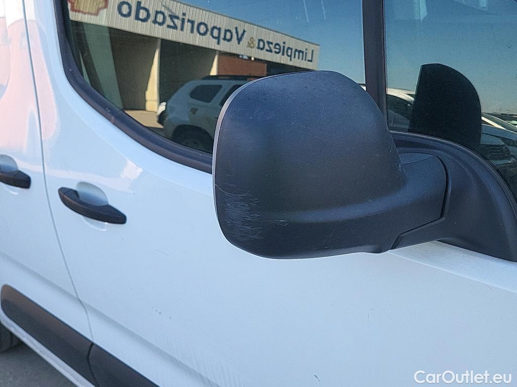  Opel  Combo OPEL  / 3P / 1.6 TD 100 CV Express L H1 650  #50