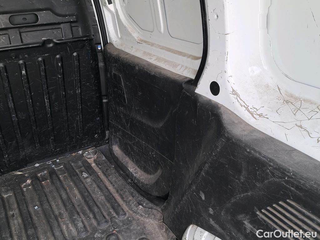  Citroen  Berlingo CITROEN  / 3P / Talla M BlueHDi 100 CV CONTROL  #34