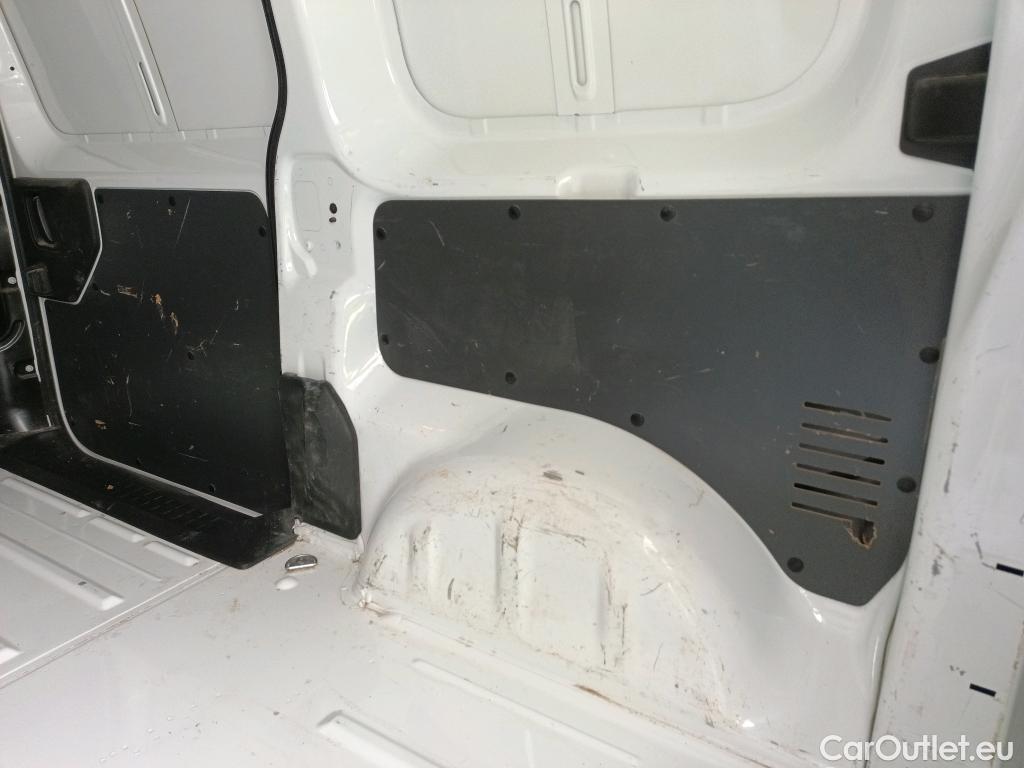  Citroen  Jumpy CITROEN  / 4P /  Talla M BlueHDi 120 CV Control #17