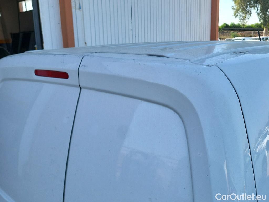  Opel  Combo OPEL  / 3P / 1.6 TD 100 CV Express L H1 650  #18