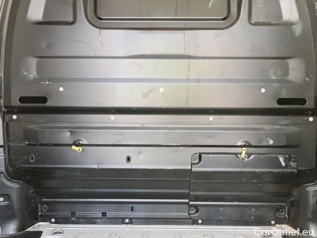  Citroen  Jumpy CITROEN  / 4P /  Talla M BlueHDi 120 CV Control #20