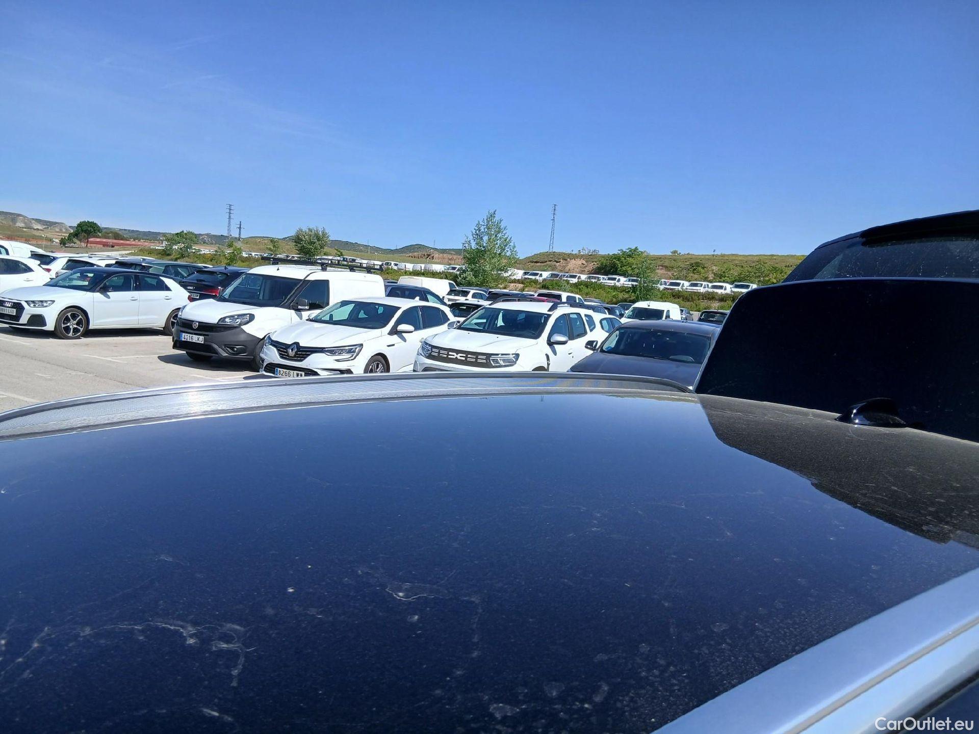 Volvo  XC 40 VOLVO XC40 / 2017 / 5P / todoterreno 1.5 T2 Momentum Pro Auto #10