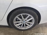  Bmw  Serie 3 BMW  / 2018 / 5P / STATION WAGON 318D BUSINESS ADVANTAGE AUTO TOURING #19