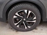  Peugeot  2008 PEUGEOT  / 2019 / 5P / CROSSOVER BLUEHDI 130 EAT8 ALLURE PACK S/S AUT. #68