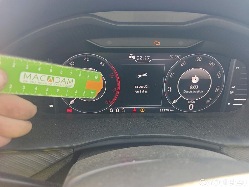  Skoda  KAMIQ SKODA  / 2019 / 5P / todoterreno 1.6 TDI 85kW (115CV) Ambition #20