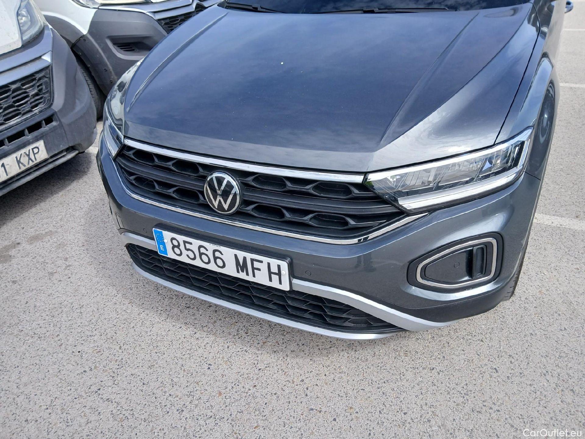  Volkswagen  T-ROC VOLKSWAGEN  / 2021 / 5P / todoterreno Life 2.0 TDI 110kW (150CV) DSG #8