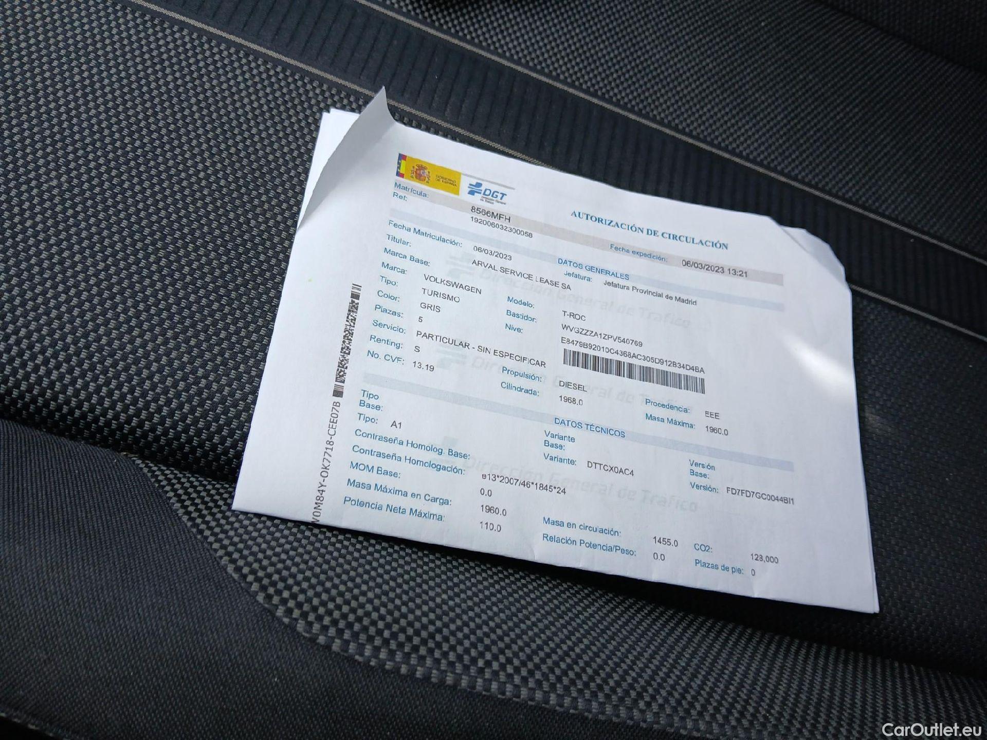  Volkswagen  T-ROC VOLKSWAGEN  / 2021 / 5P / todoterreno Life 2.0 TDI 110kW (150CV) DSG #1