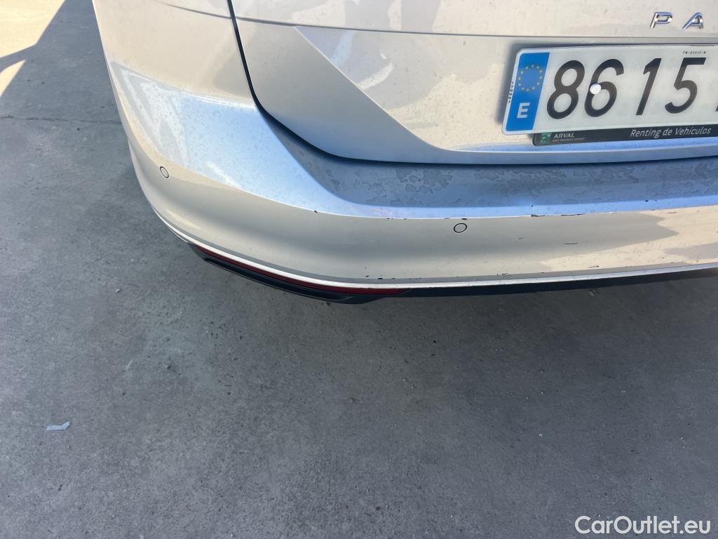  Volkswagen  Passat VOLKSWAGEN  / 2019 / 5P / familiar Variant Business 2.0 TDI 90kW(122CV) DSG #14
