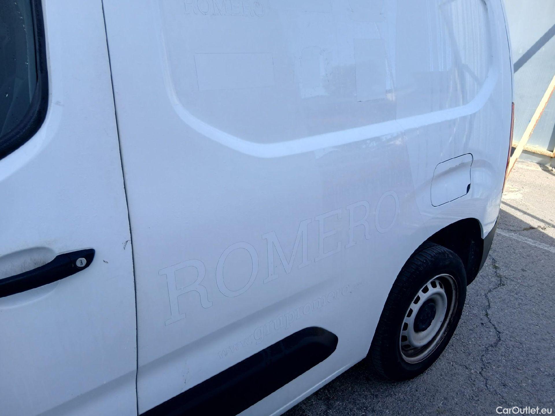  Peugeot  Partner PEUGEOT  / 2018 / 4P / furgón derivado de turismo Premium Standard 600kg BlueHDi 73kW #12