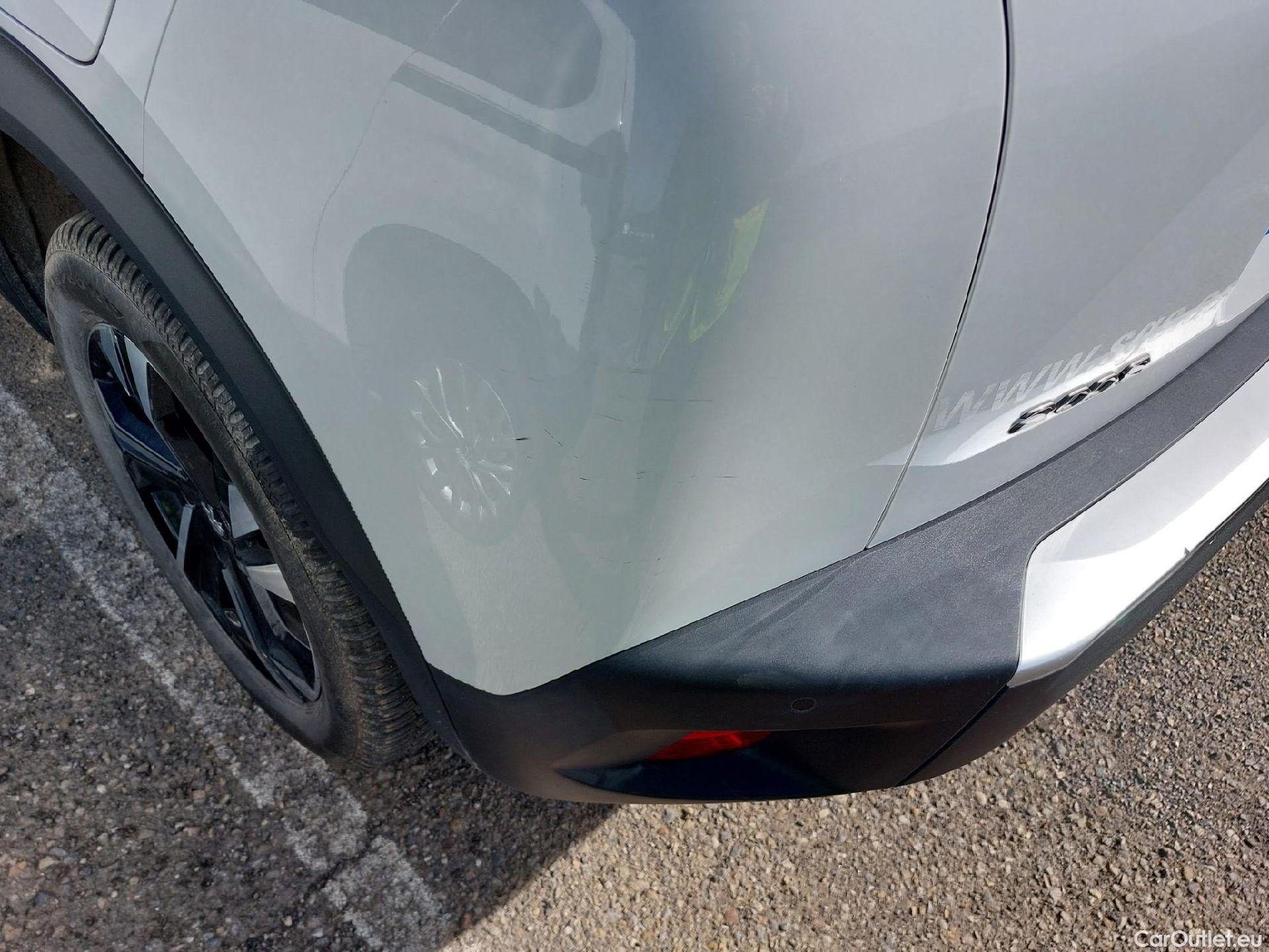  Peugeot  2008 PEUGEOT  / 2019 / 5P / todoterreno Allure BlueHDI 81kW (110CV) #10