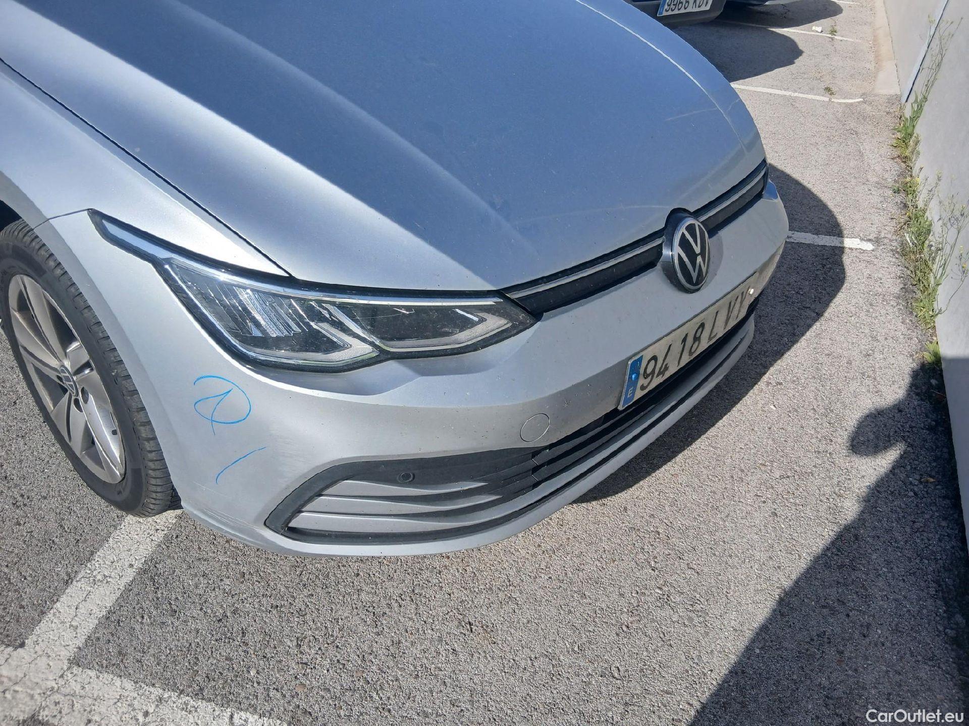  Volkswagen  Golf  VOLKSWAGEN / 2020 / 5P / familiar Life 2.0 TDI 85kW (115CV) Variant #3