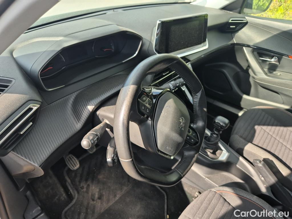  Peugeot  2008 PEUGEOT  / 2019 / 5P / todoterreno Active Pack BlueHDI 81kW (110CV) #4