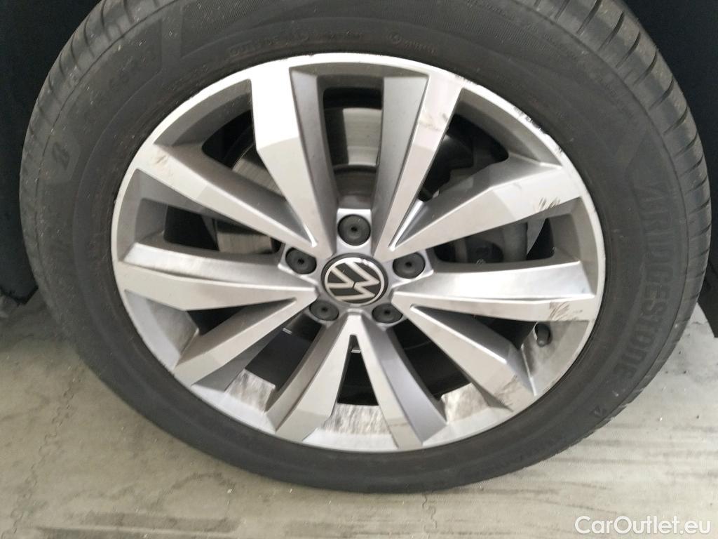  Volkswagen  T-ROC VOLKSWAGEN  Advance R-Line 2.0 TDI 150 CV DSG / 5P  #11
