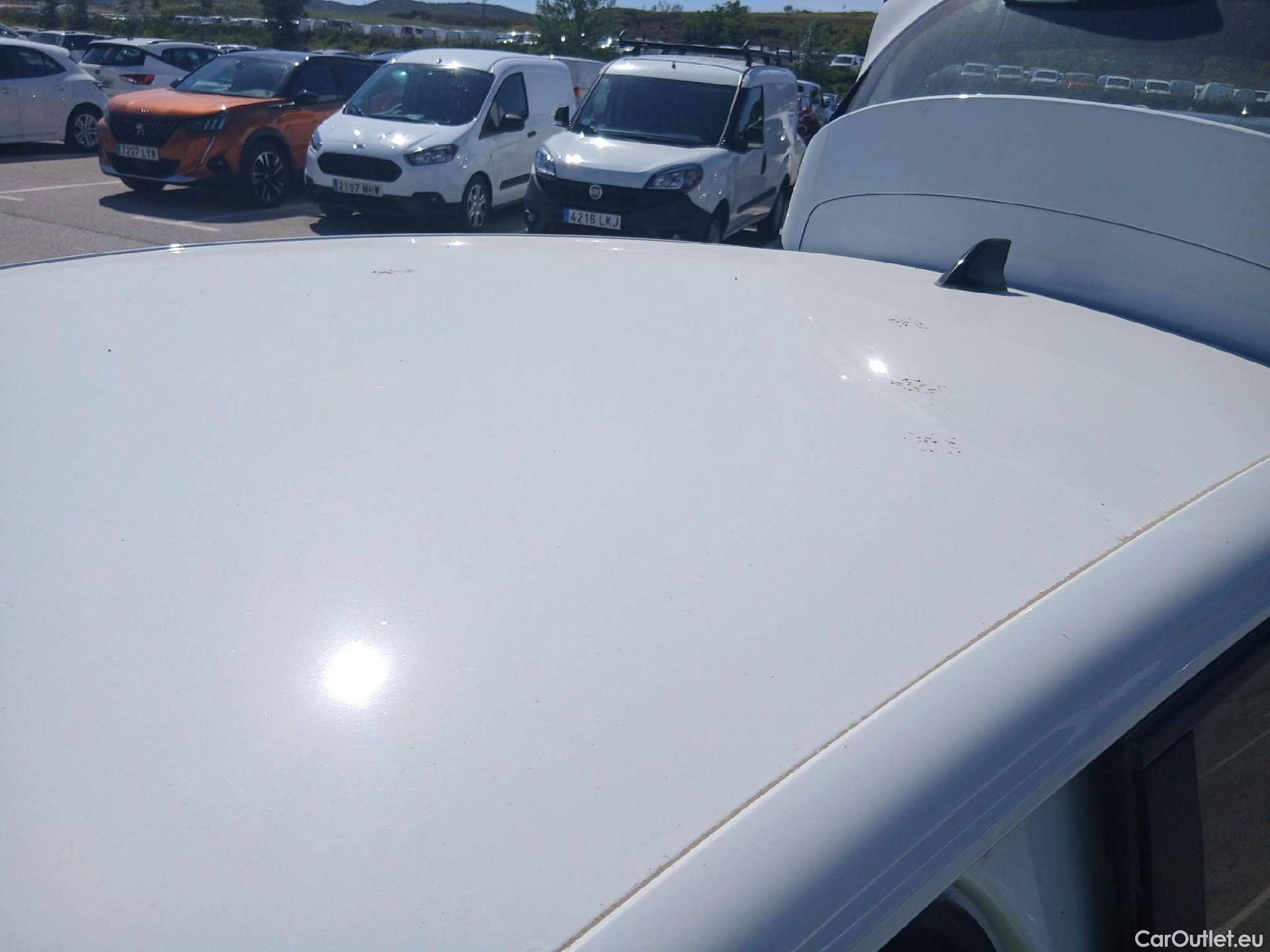  Renault  Clio RENAULT  Equilibre Blue dCi 100 CV / 5P /   #17