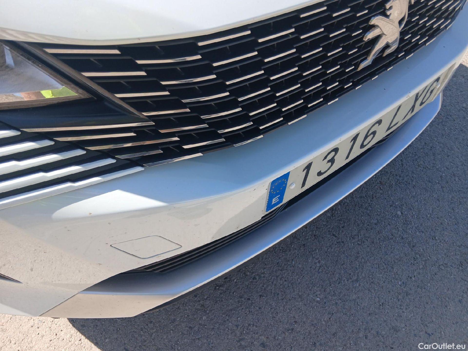  Peugeot  3008 PEUGEOT  / 2020 / 5P / todoterreno 1.2 PureTech 96KW S&S Allure Pack #2