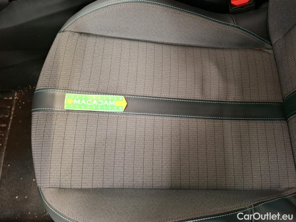  Peugeot  208  Allure Pack 1.2 PureTech 100CV BVM6 E6d #16