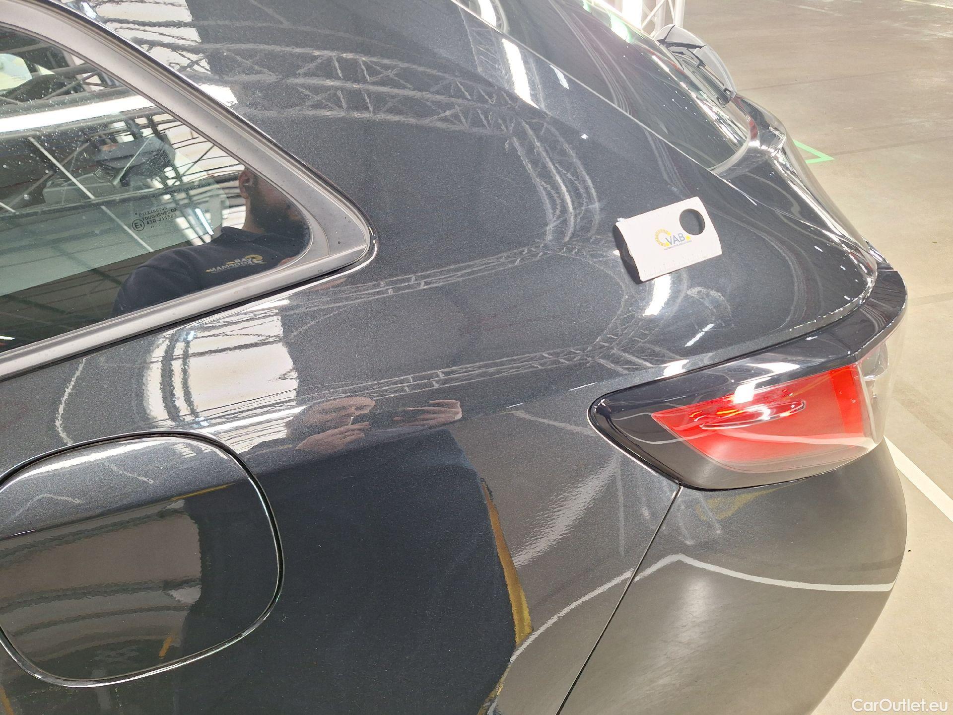  Toyota  Corolla Toyota,  TS '19, Toyota  Touring Sports 1.8 Hybrid Dynamic e #5