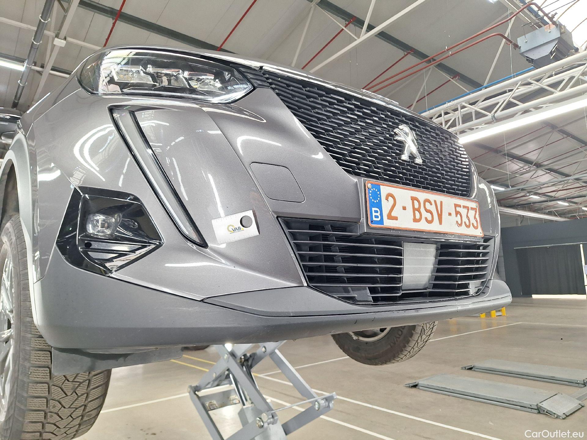  Peugeot  2008 Peugeot,  '19, Peugeot  1.5 BlueHDi 81kW S&S Style 5d #32