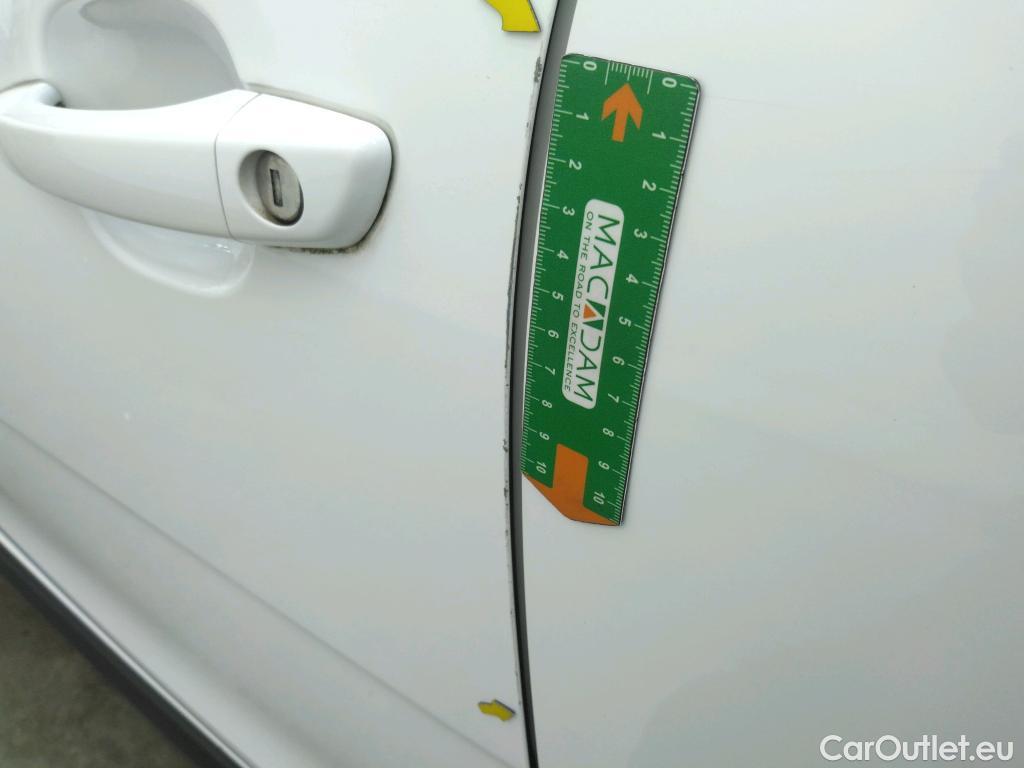  Citroen  C3  Société Feel 1.5 BlueHDI 100CV BVM6 E6d #10
