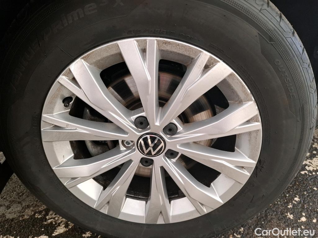  Volkswagen  Tiguan VOLKSWAGEN  / 2020 / 5P / SUV 2.0 TDI 150 DSG7 Life Business #36