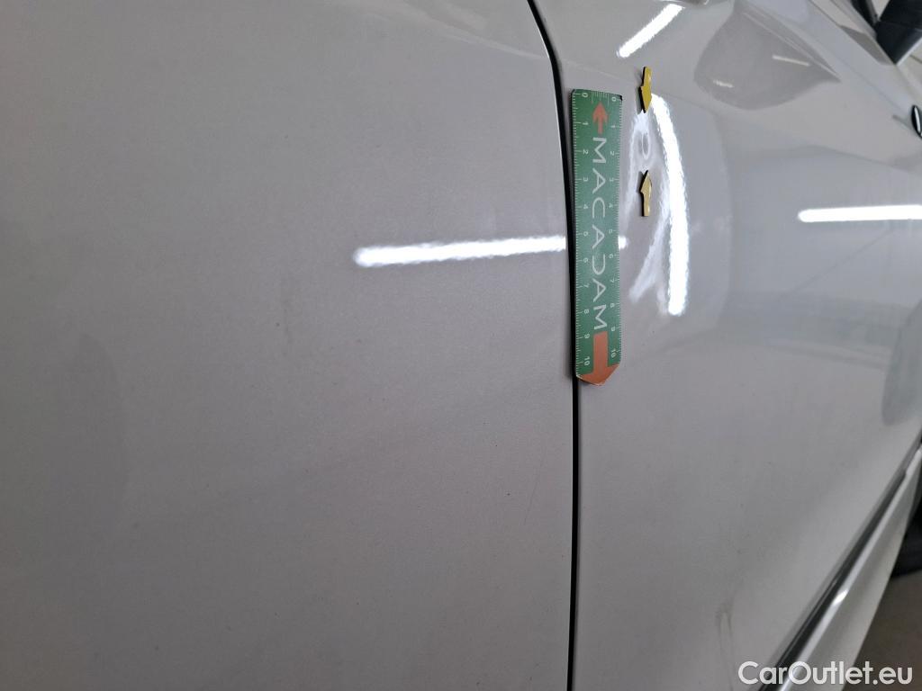  Volkswagen  Tiguan VOLKSWAGEN  Allspace / 2021 / 5P / SUV 2.0 TDI 200 DSG7 R-Line 4Motion #11