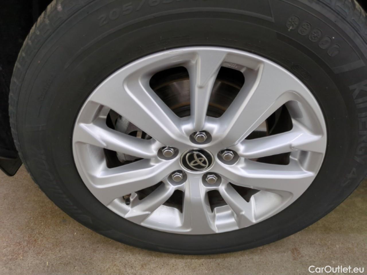  Toyota  Yaris Cross TOYOTA  Hybride / 2021 / 5P / SUV 1.5 HYBRID 116H DYNAMIC BUSINESS BEY AWD #60