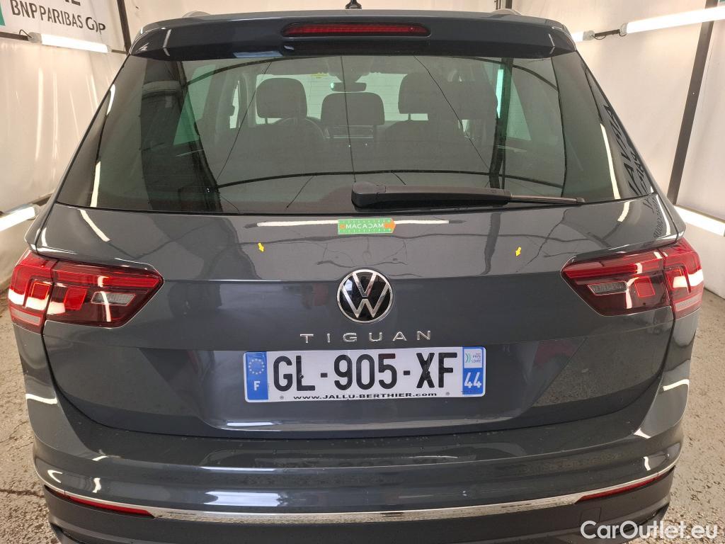  Volkswagen  Tiguan VOLKSWAGEN  / 2020 / 5P / SUV 2.0 TDI 150 DSG7 Life Business #1