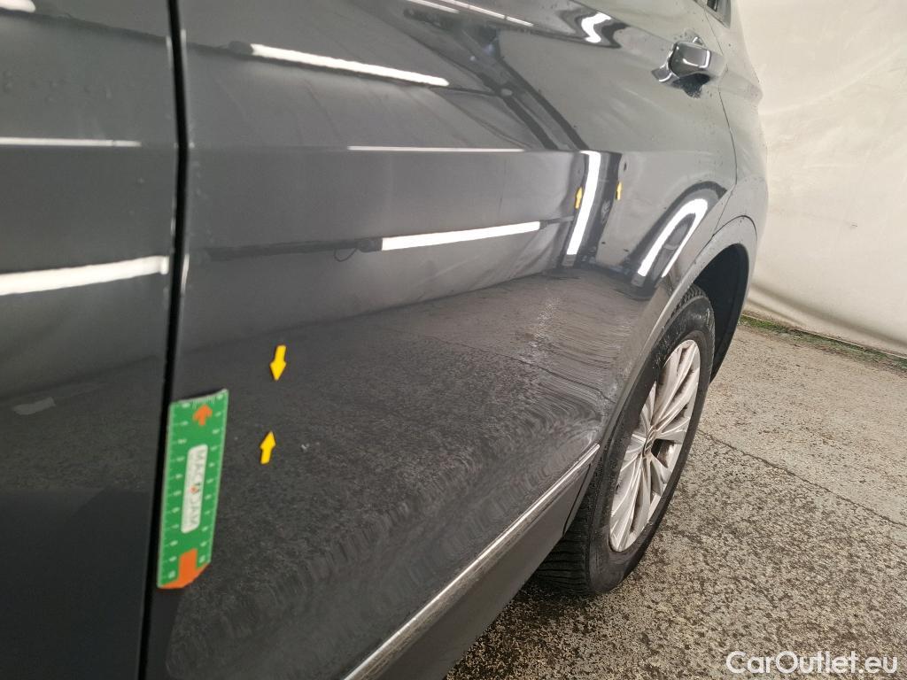  Volkswagen  Tiguan VOLKSWAGEN  / 2020 / 5P / SUV 2.0 TDI 150 DSG7 Life Business #15