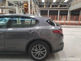  Alfa Romeo   STELVIO ALFA ROMEO / 2017 / 5P / SUV 2.2 TURBO DIESEL 190CV BUSINESS AT8 Q4 #61