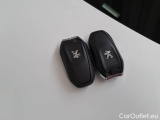  Peugeot  2008 PEUGEOT  / 2019 / 5P / CROSSOVER BLUEHDI 110 ALLURE PACK S/S #114
