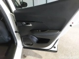  Peugeot  2008 PEUGEOT  / 2019 / 5P / CROSSOVER BLUEHDI 130 EAT8 ALLURE S/S AUT. #67