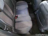  Peugeot  2008 PEUGEOT  / 2019 / 5P / CROSSOVER BLUEHDI 130 EAT8 ALLURE S/S AUT. #16