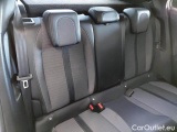  Peugeot  2008 PEUGEOT  / 2019 / 5P / CROSSOVER BLUEHDI 130 EAT8 ALLURE S/S AUT. #15